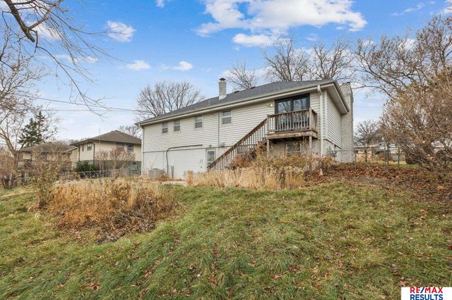 11665 Douglas Street, Omaha, NE 68154
