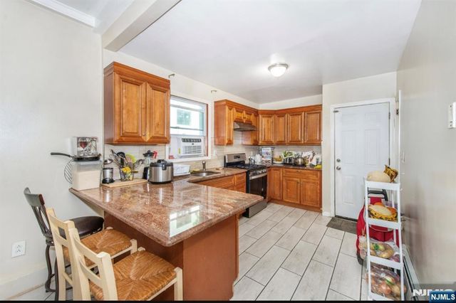 337-379 Ellison, Paterson, NJ 07501