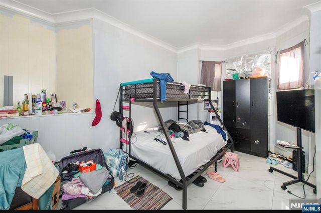 337-379 Ellison, Paterson, NJ 07501