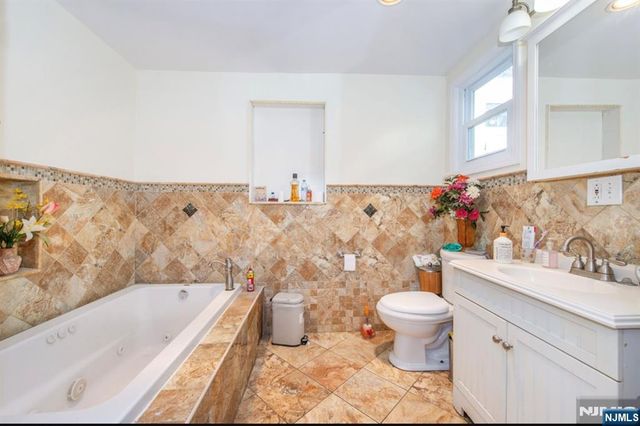 337-379 Ellison, Paterson, NJ 07501