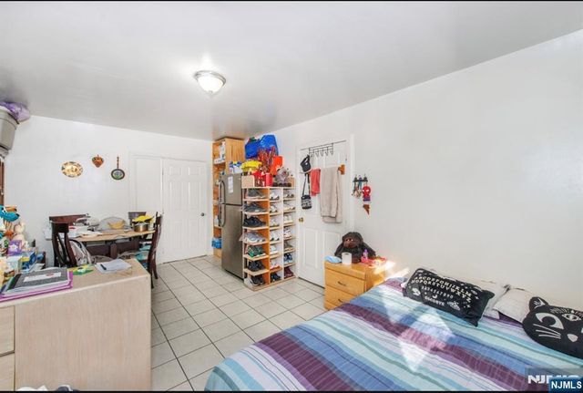 337-379 Ellison, Paterson, NJ 07501