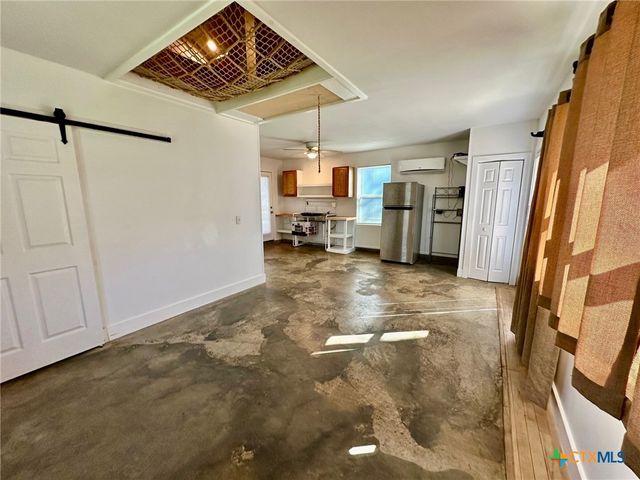 1419 Alamo Street B, San Marcos, TX 78666