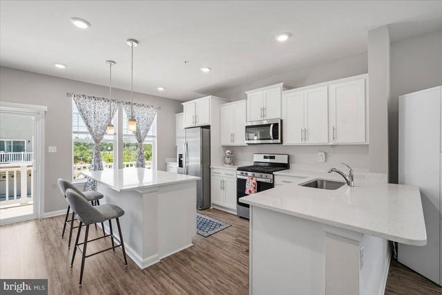 2020 HINSHAW DR, Odenton, MD 21113