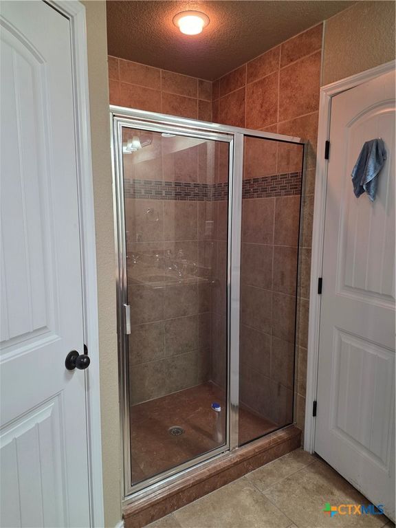 Image 10 of property listing at 707 Brooklyn Kay Drive, Killeen, TX 76542