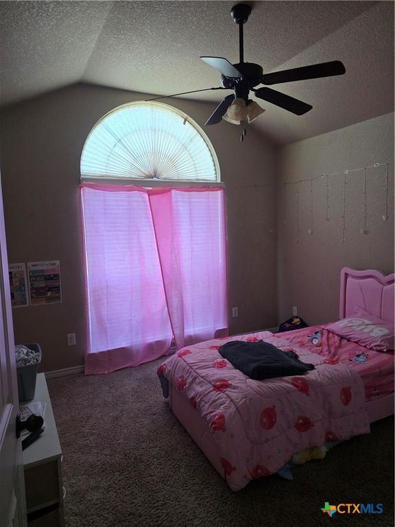 Image 15 of property listing at 707 Brooklyn Kay Drive, Killeen, TX 76542