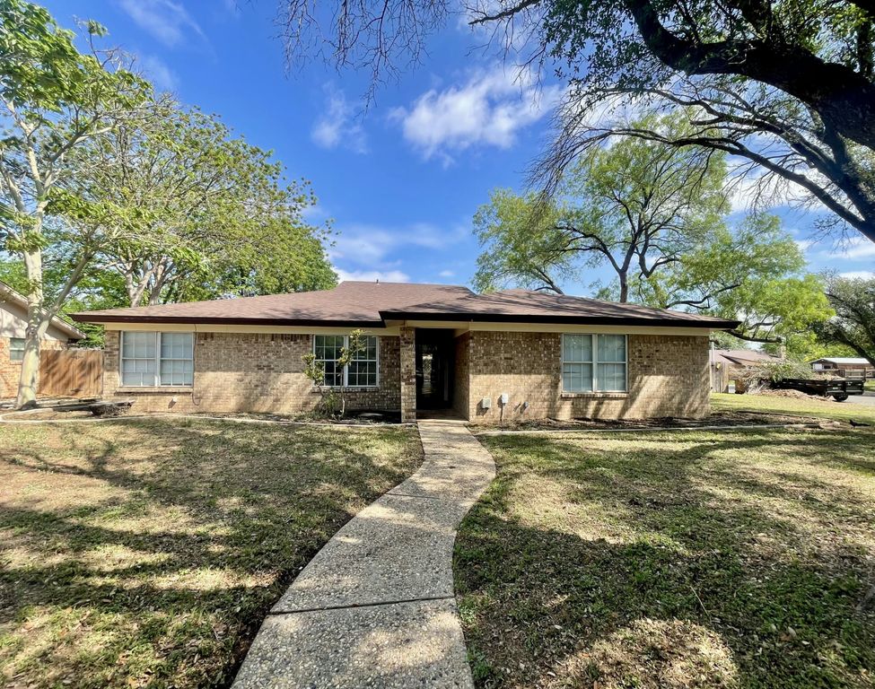 Image 1 of property listing at 2930 Sierra Circle, San Angelo, TX 76904
