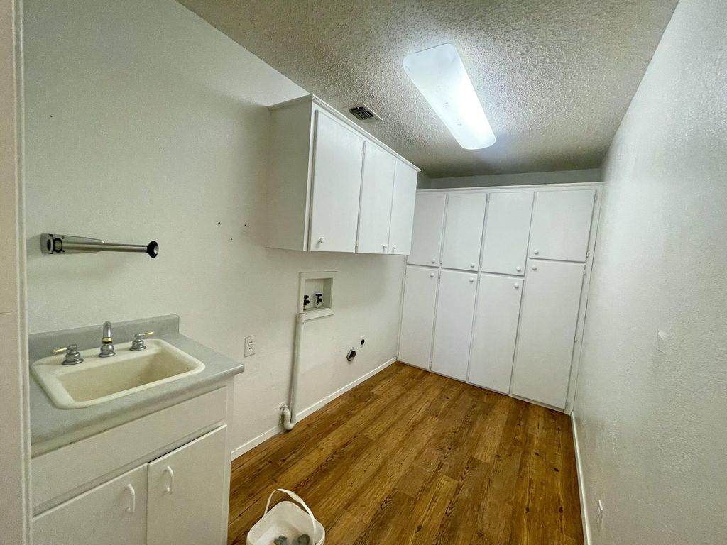 Image 15 of property listing at 2930 Sierra Circle, San Angelo, TX 76904