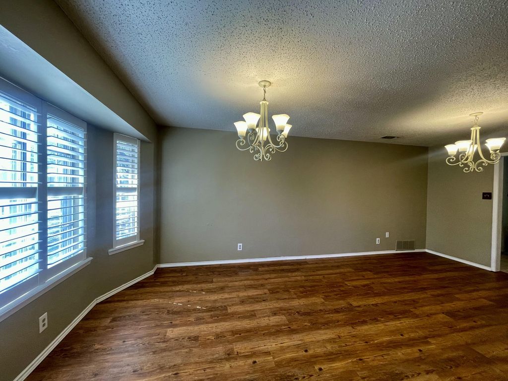 Image 2 of property listing at 2930 Sierra Circle, San Angelo, TX 76904