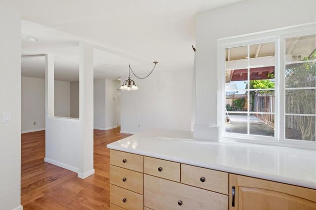 478 Vivienne Drive, Watsonville, CA 95076