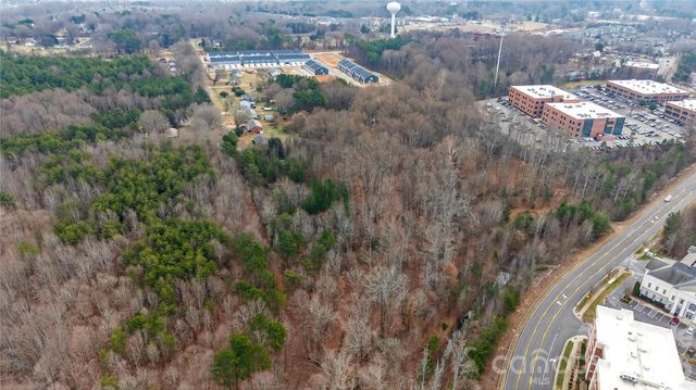 151 Crossrail Road, Mooresville, NC 28115