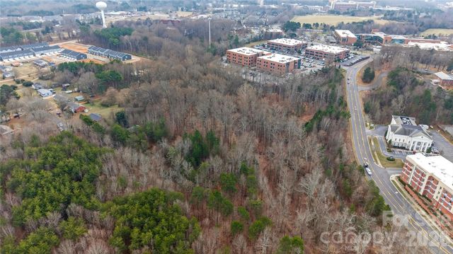 151 Crossrail Road, Mooresville, NC 28115