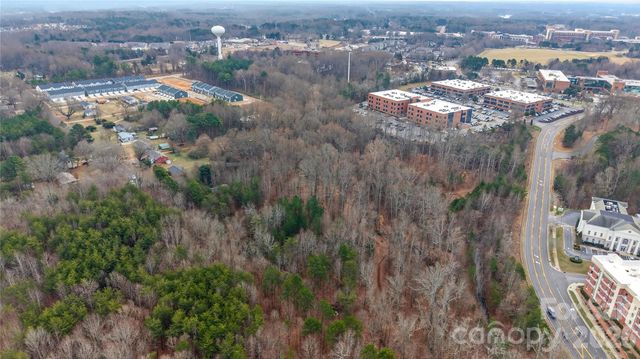 151 Crossrail Road, Mooresville, NC 28115