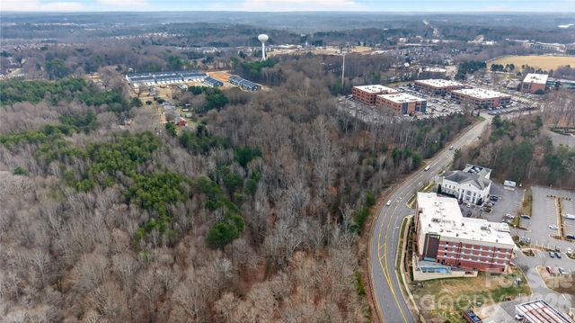 151 Crossrail Road, Mooresville, NC 28115