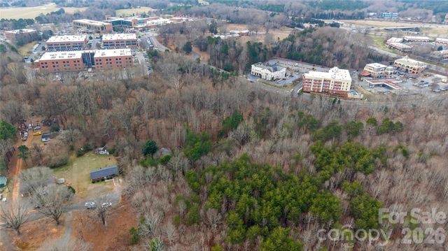 151 Crossrail Road, Mooresville, NC 28115