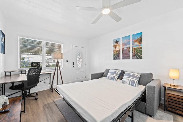 310 NE 6TH Street 2, Hallandale Beach, FL 33009