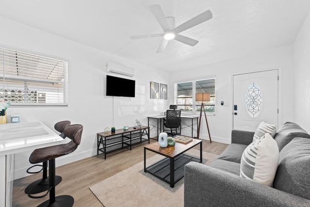 310 NE 6TH Street 2, Hallandale Beach, FL 33009