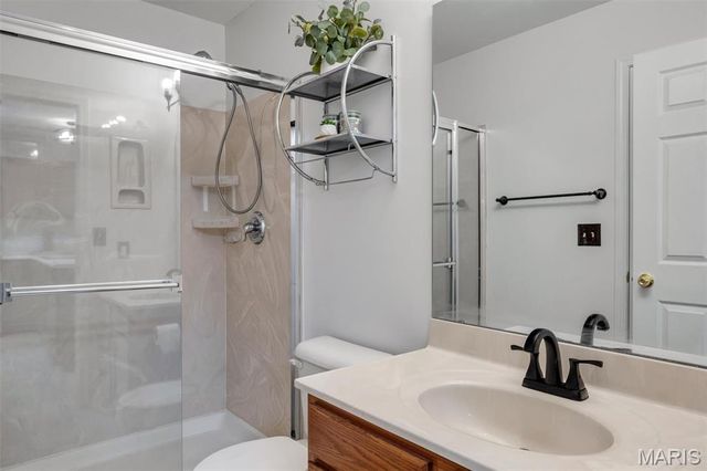 3559 Pearson Pointe Court, St Louis, MO 63129