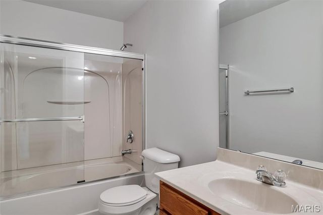 3559 Pearson Pointe Court, St Louis, MO 63129