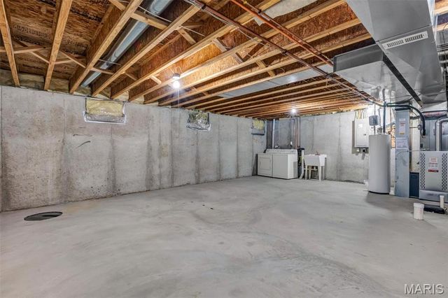 3559 Pearson Pointe Court, St Louis, MO 63129