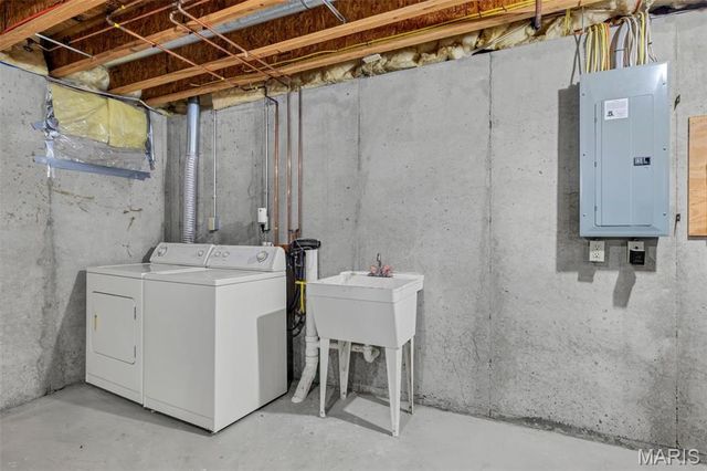 3559 Pearson Pointe Court, St Louis, MO 63129