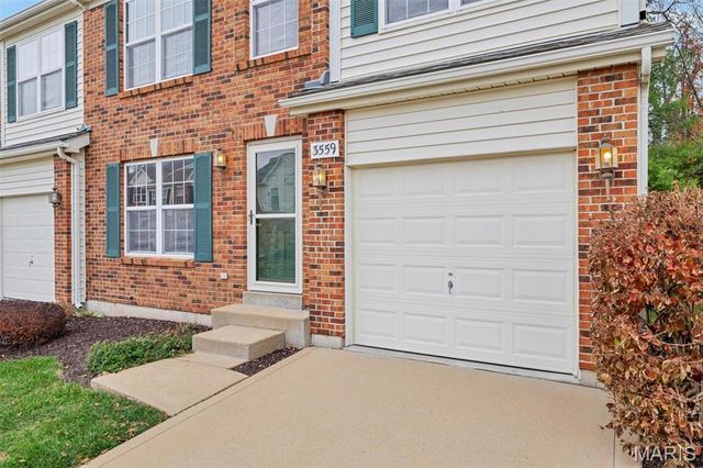 3559 Pearson Pointe Court, St Louis, MO 63129