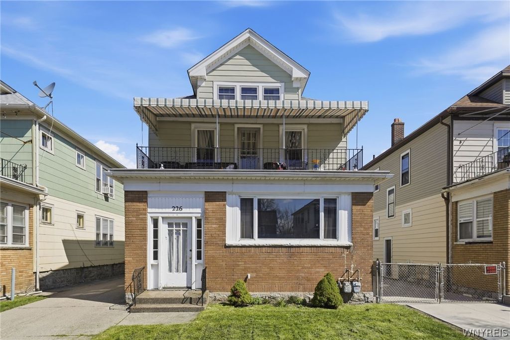 226 Tacoma Avenue, Buffalo, NY 14216
