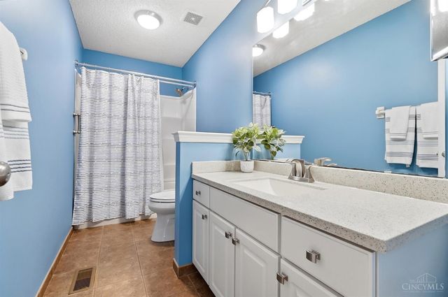 5292 Greenhouse Drive, Mason, OH 45040