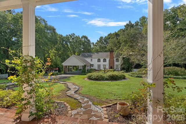 127 Celeste Estates Road, Statesville, NC 28677