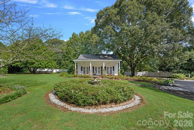 127 Celeste Estates Road, Statesville, NC 28677