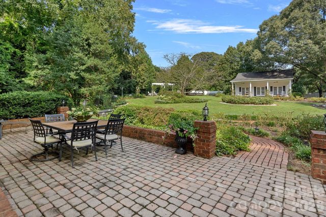 127 Celeste Estates Road, Statesville, NC 28677