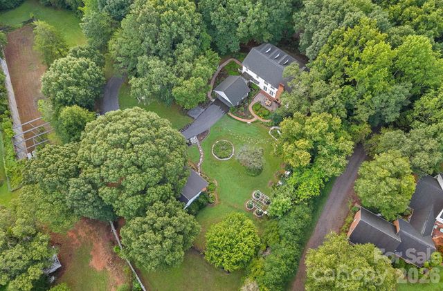 127 Celeste Estates Road, Statesville, NC 28677