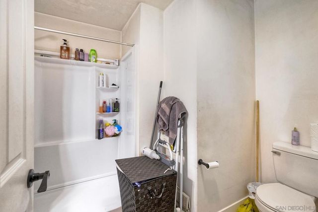 325 Gloria St, San Diego, CA 92113