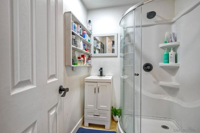 325 Gloria St, San Diego, CA 92113