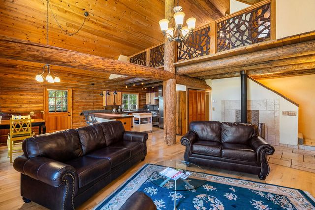 19078 Choctaw Road, Bend, OR 97702
