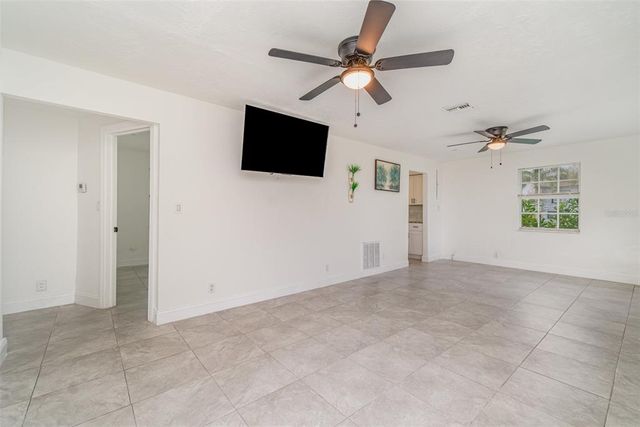 21 CABANA AVENUE, North Fort Myers, FL 33903