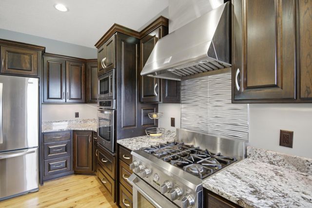 1618 27th Street NW, Austin, MN 55912