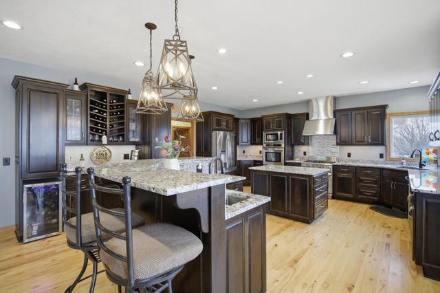 1618 27th Street NW, Austin, MN 55912