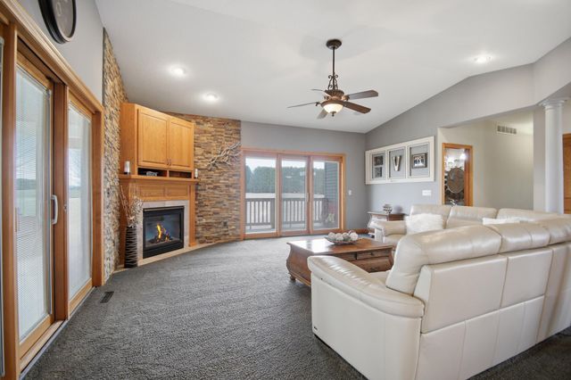 1618 27th Street NW, Austin, MN 55912