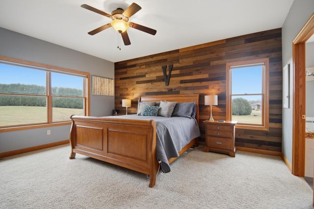 1618 27th Street NW, Austin, MN 55912