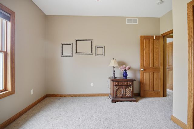 1618 27th Street NW, Austin, MN 55912