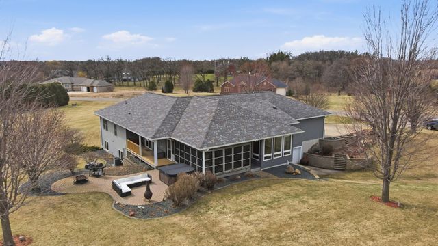 1618 27th Street NW, Austin, MN 55912
