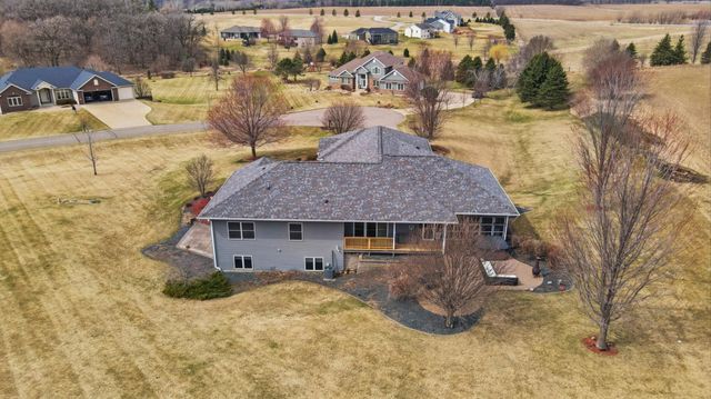 1618 27th Street NW, Austin, MN 55912