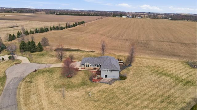 1618 27th Street NW, Austin, MN 55912