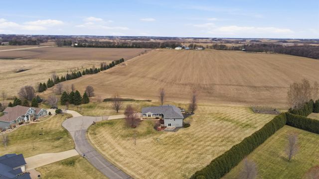 1618 27th Street NW, Austin, MN 55912