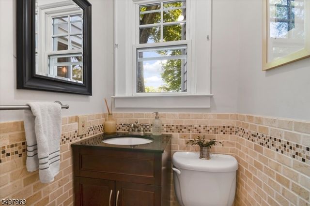 80 Hillcrest Ave, Morris Twp., NJ 07960