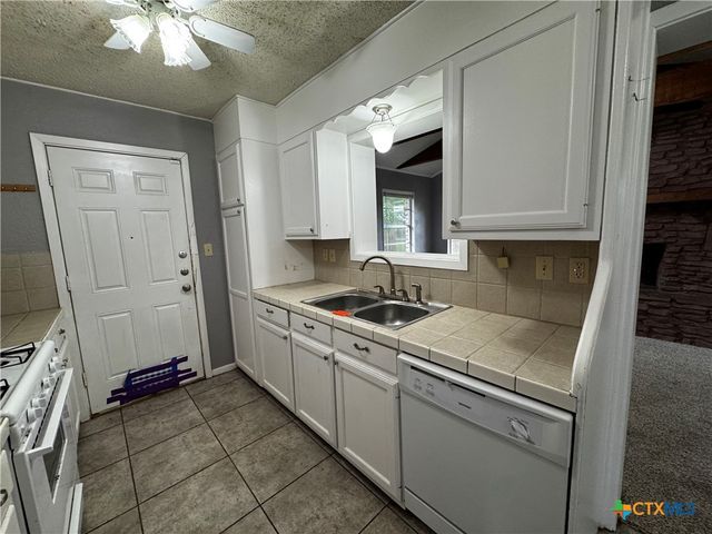 705 Kate Street, Copperas Cove, TX 76522