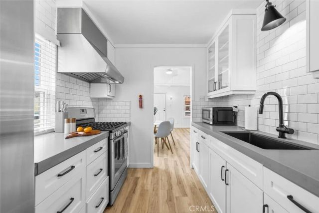 3855 Mission Boulevard, San Diego, CA 92109