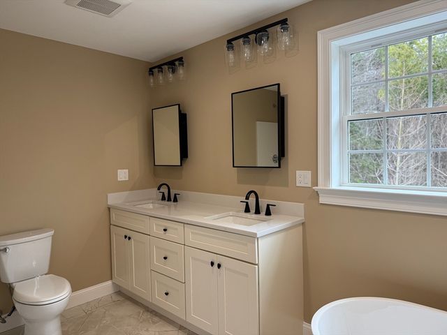 79 Park Dr., Acushnet, MA 02743