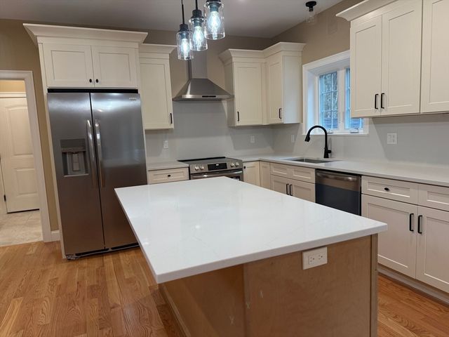 79 Park Dr., Acushnet, MA 02743