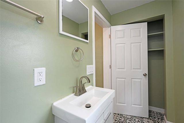 104 Edgar Avenue, Dayton, OH 45410
